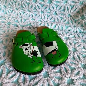 Birkenstock Birkies clogs sandals children’s size 12 cows farm print